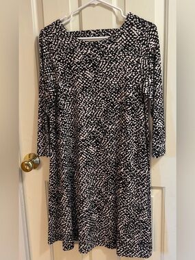 Loft Black and White/Pink Exotic Knee Length Dress | S